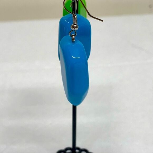 Vintage Acrylic Earrings 2.25” Drop Dangle Set of 2 Gorgeous - Picture 2 of 6